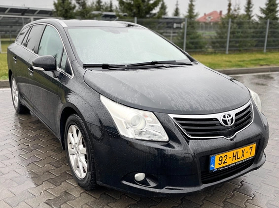 Toyota Avensis cena 32900 przebieg: 248000, rok produkcji 2010 z Piechowice małe 137